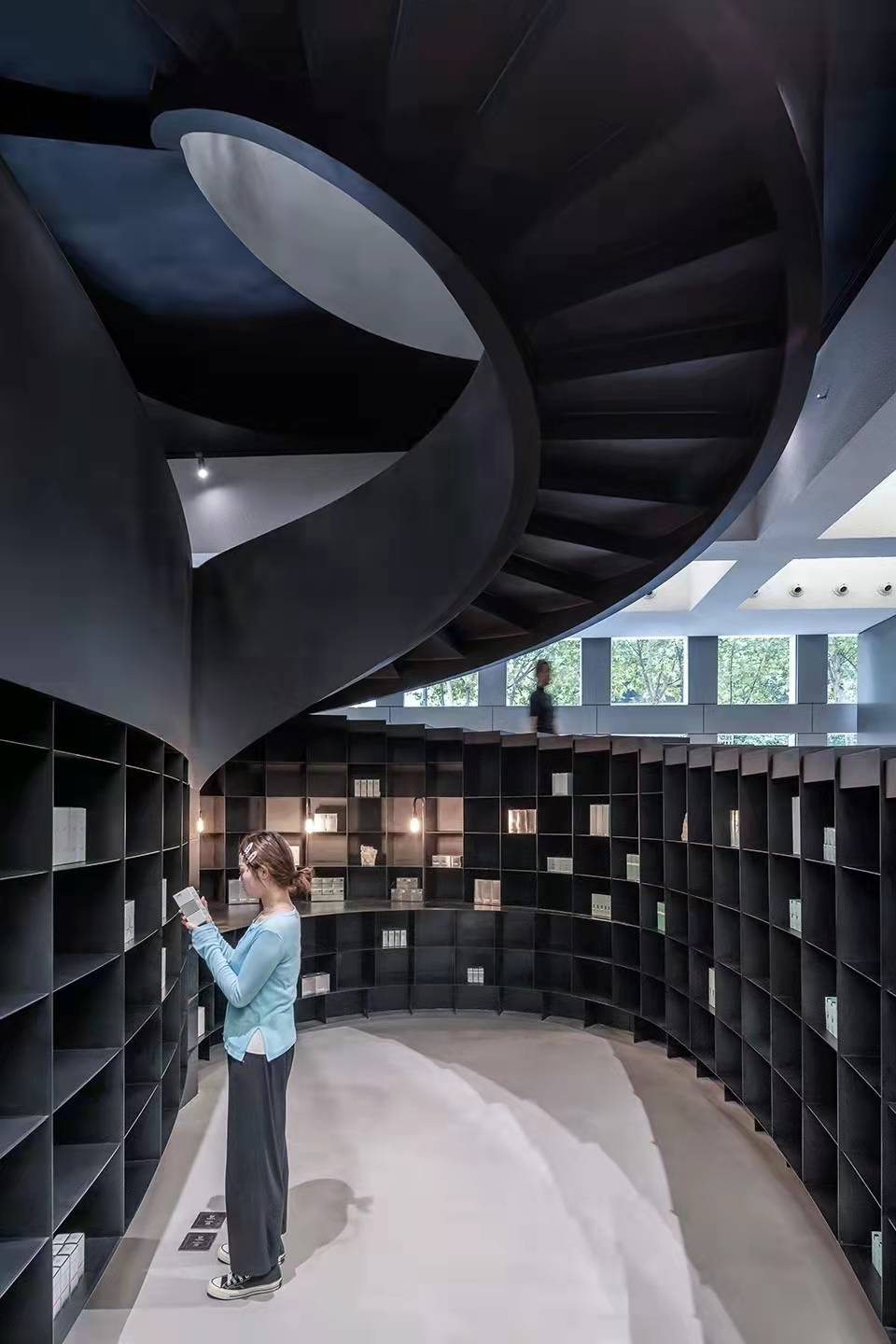 网红仓储店设计